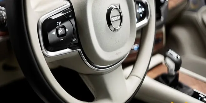2015 Model 2.0 T8 AWD Momentum
